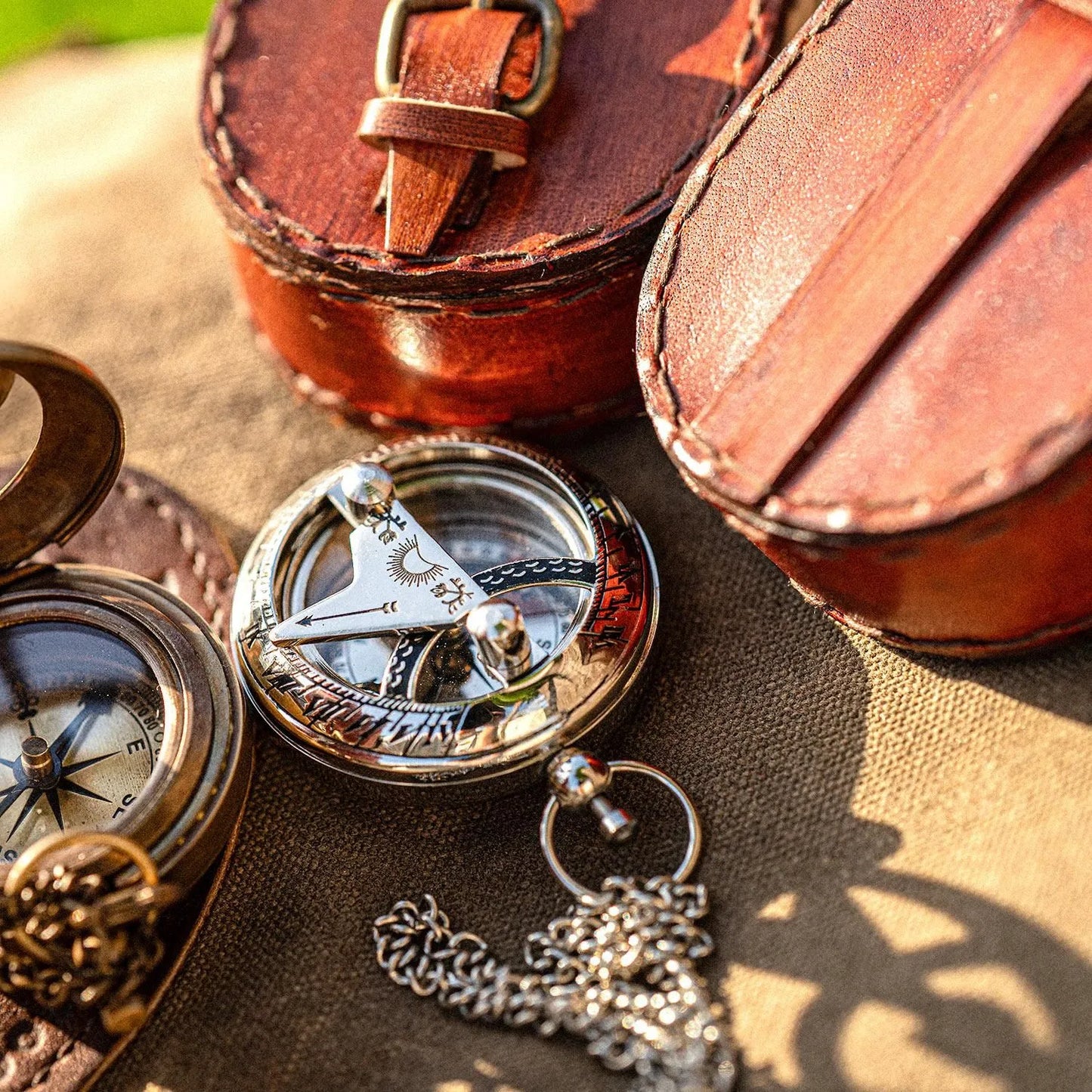 Bush Craft Inc. ブッシュクラフト 懐中コンパス日時計 ブロンズ シルバー