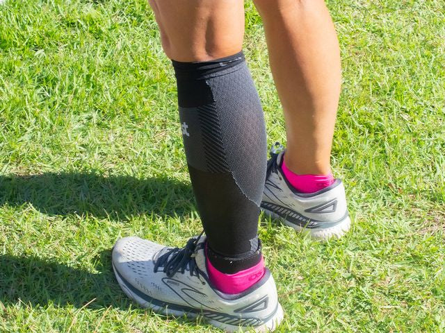 OS1st オーエスファースト TA6 シンエアーカーフスリーブ