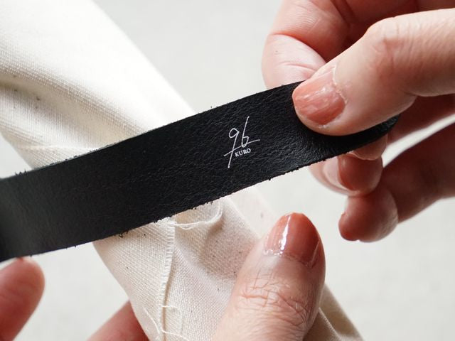 【96 KURO】カトラリー贈りものパッケージAつやつや|鏡面ステンレス仕上げの日本製ギフトセット