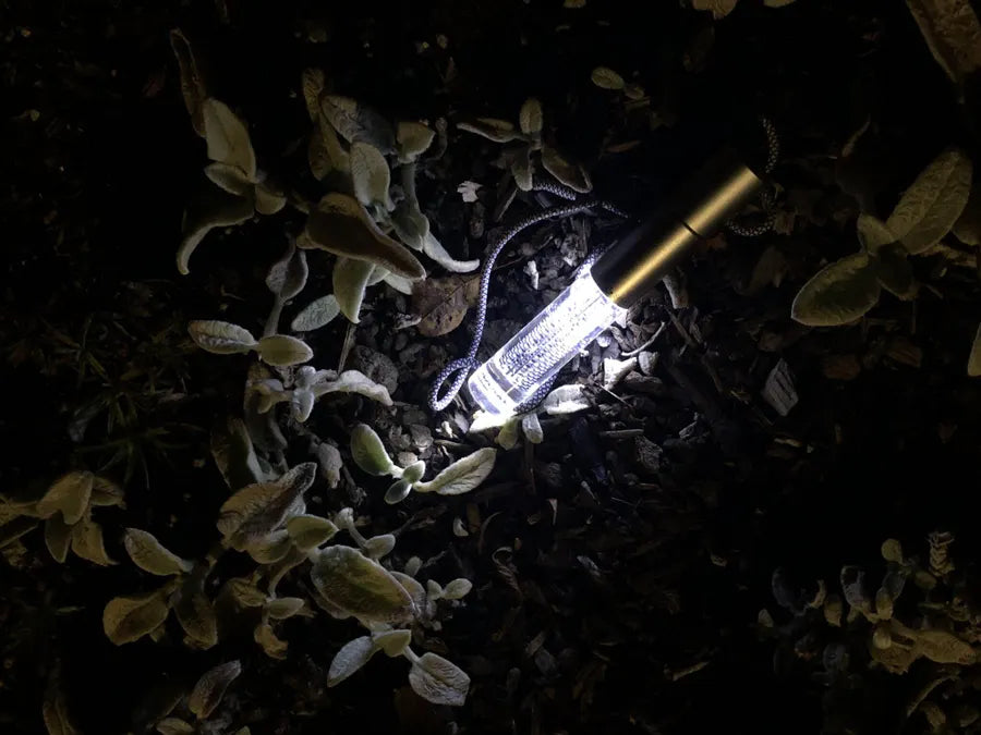 SPHELAR スフェラースティックW ソーラー LEDライト