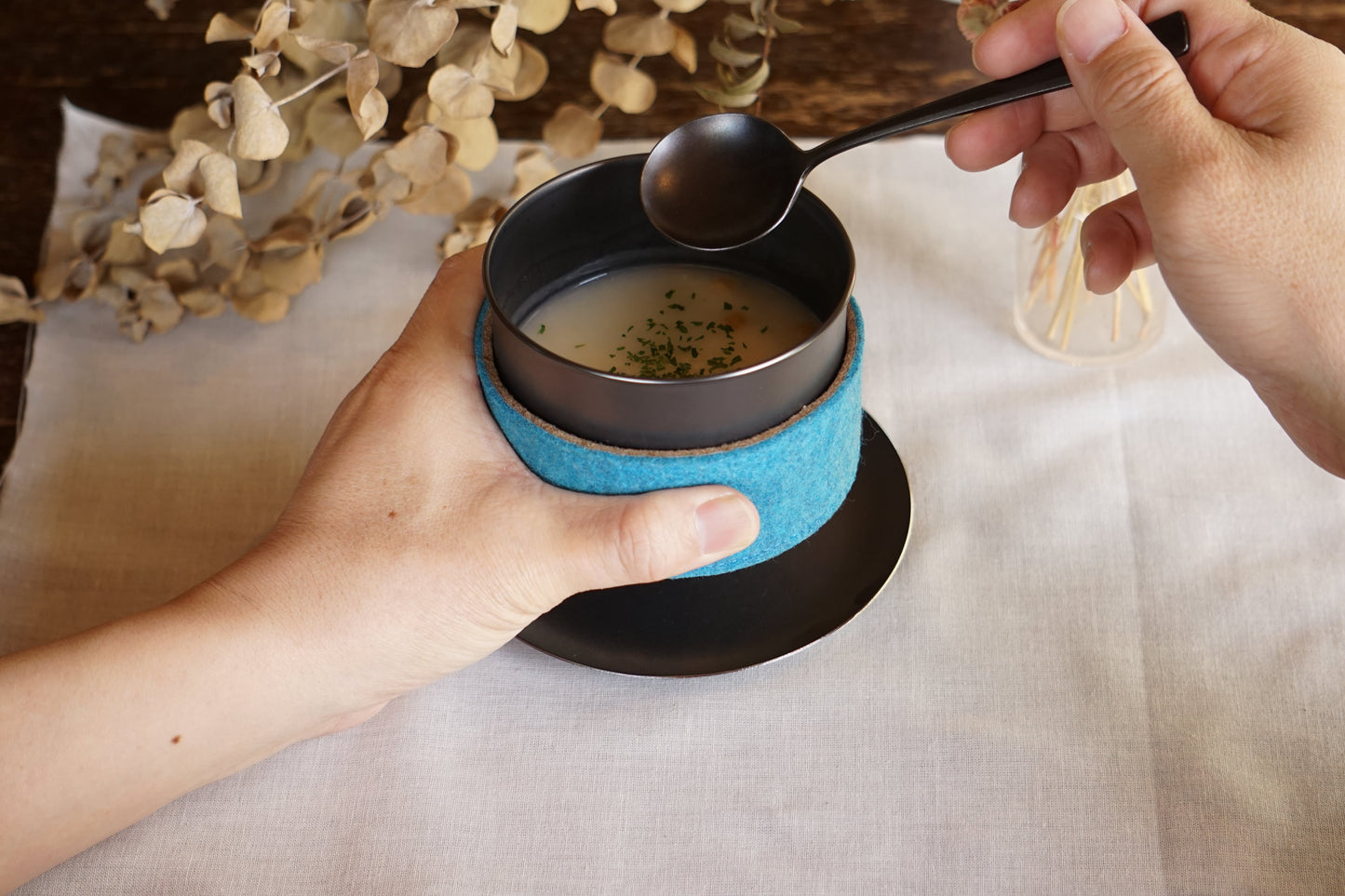 96【KURO】黒染めスリーブカップ|280ml・保温保冷対応・フェルトスリーブ7色・食洗機対応・日本製