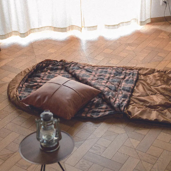 Afora アフォラ マルチナシカク 45cm×45cm 寝袋 クッション クッション型寝袋