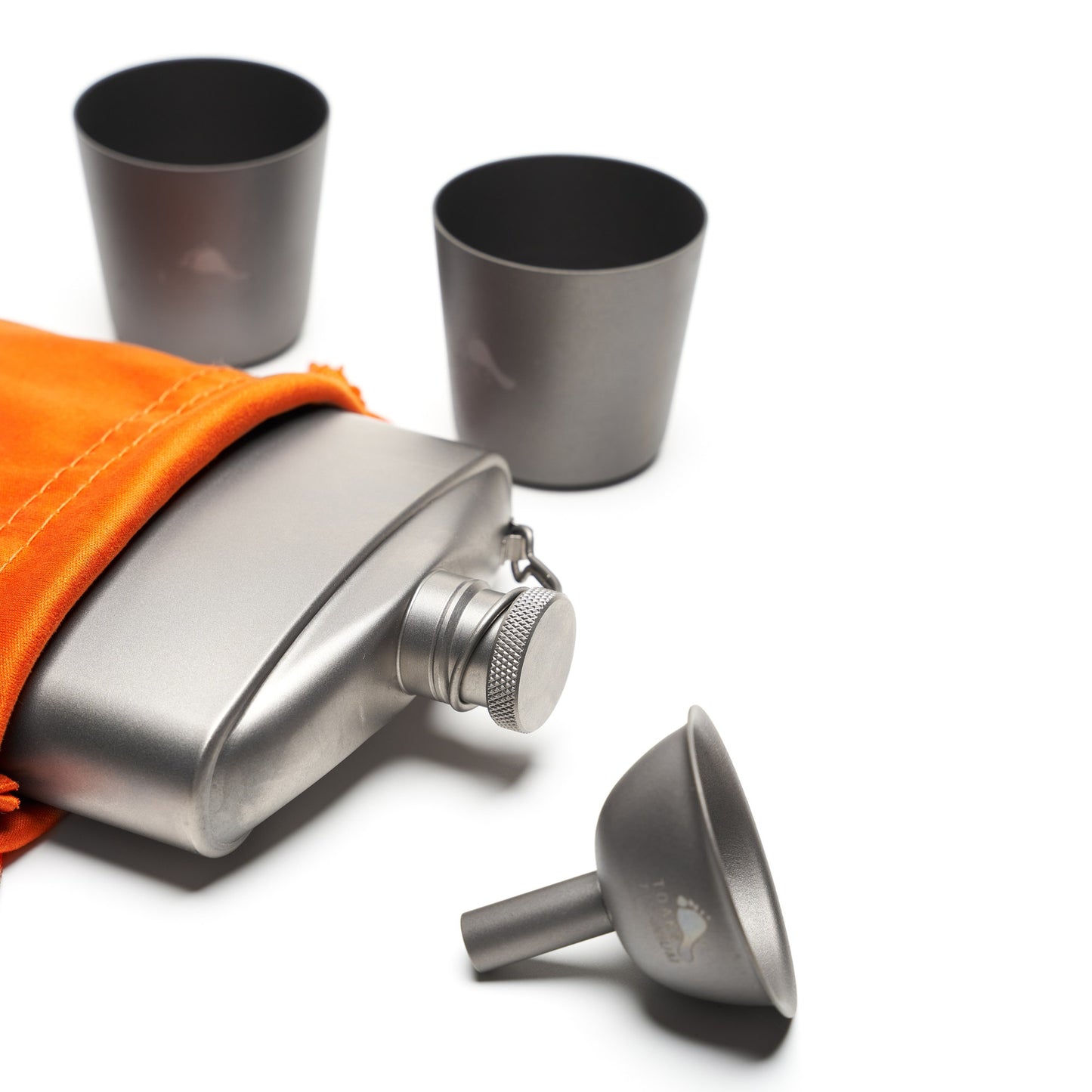 チタニウム フラット フラスク セット（TOAKS Titanium Flat Flask Set・CS-06・総重量120g）