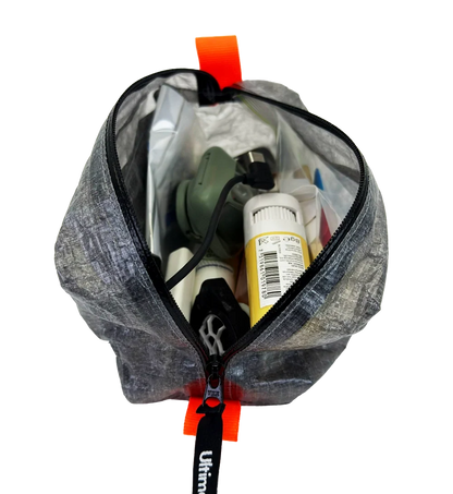 UltimaPeak（ウルティマピーク）AeroStash™（エアロスタッシュ）Dyneema® 超軽量スタッフバッグ 1L パワーバンクポケット付き 13g