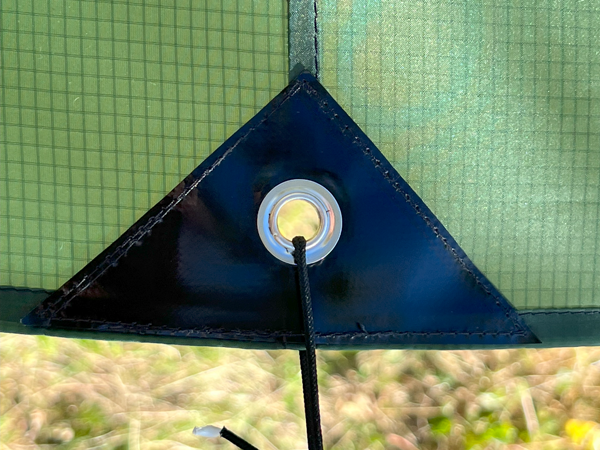 SwissPiranha（スイスピラニア）Tarp MantaRay 10（タープ マンタレイ 10）ULタープ 3.5×2.9m
