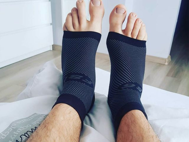 OS1st オーエスファースト  FS6 足底筋膜パフォーマンスフットスリーブ 2枚セット