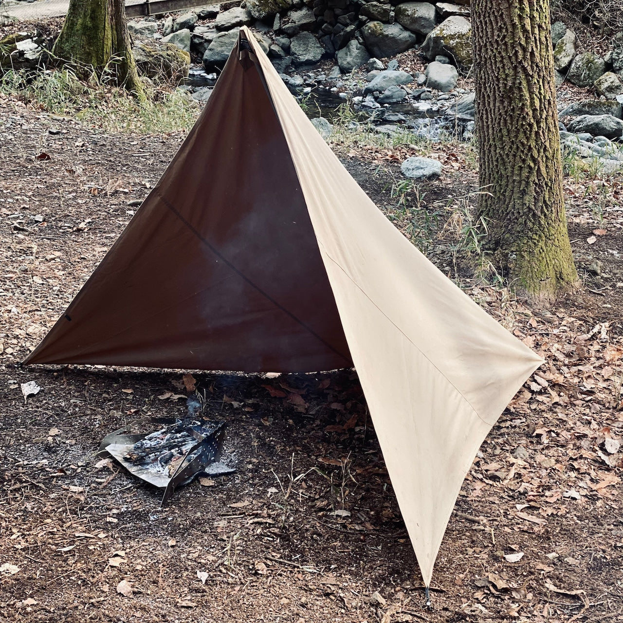 ディントコヨーテワールドアウトドアのタープ ヘキサ タープテント