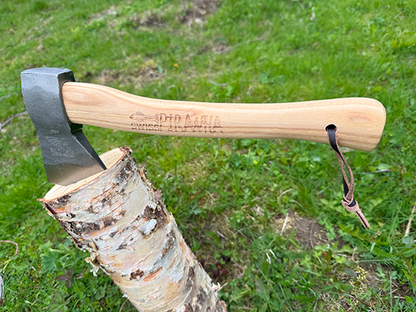 SwissPiranha（スイスピラニア）Securis Scout Camping Hatchet（セキュリス スカウト キャンピング ハチェット）キャンプ用手斧