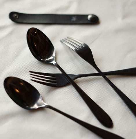 【96 KURO】カトラリー贈りものパッケージAつやつや｜鏡面ステンレス仕上げの日本製ギフトセット