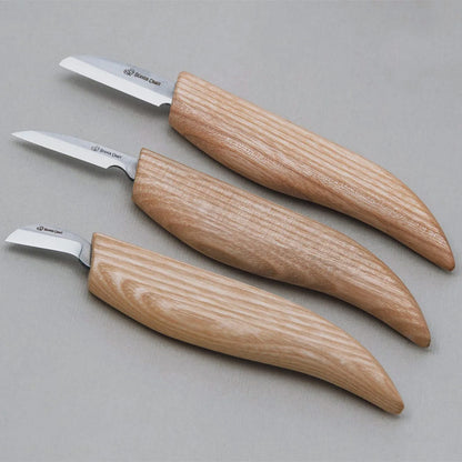 ビーバークラフト チップウッドカービングナイフセット Beaver Craft S06 Chip Carving Knives Set (3 knives in roll + accessories)