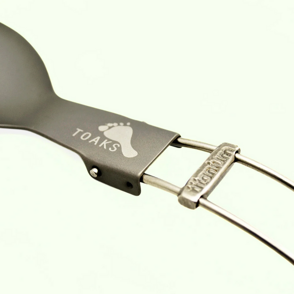 トークス チタン折りたたみスプーク（小） TOAKS Titanium Folding Spork (small) SLV-16