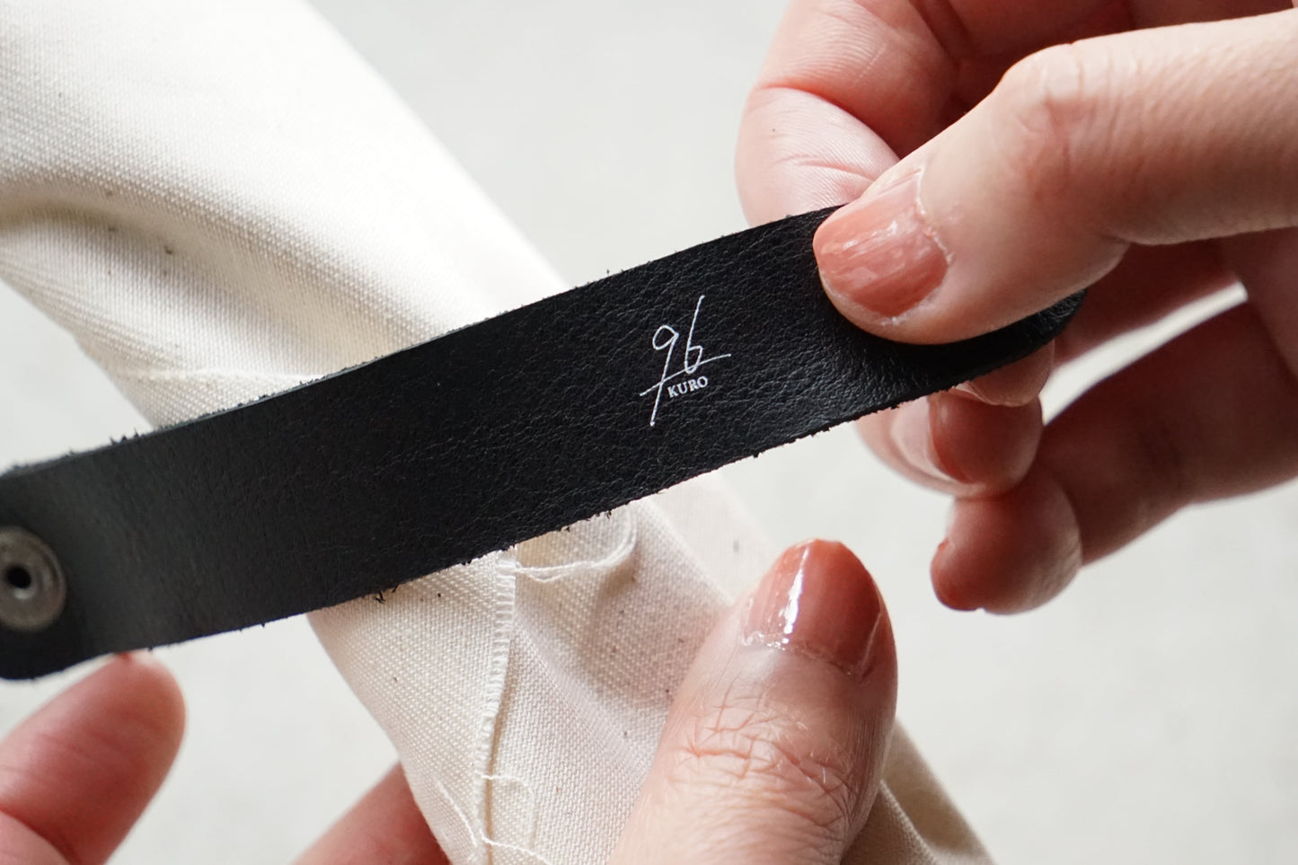 【96 KURO】カトラリー贈りものパッケージAざらざら｜黒染めステンレス製ギフトセット・日本製