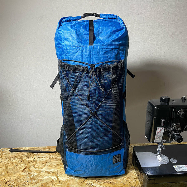 Ajito Fabrics ULバックパック30L DCFハイブリッド2.92oz ブルー