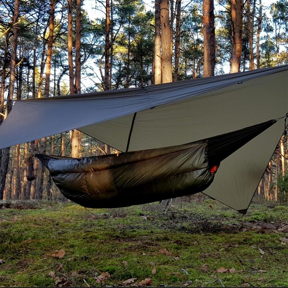 ブッシュメントラベルギア ウルトラライトタープ ダークオリーブ BUSHMEN Travel Gear ULTRALIGHT Tarp da –  DYNT COYOTE OUTDOOR