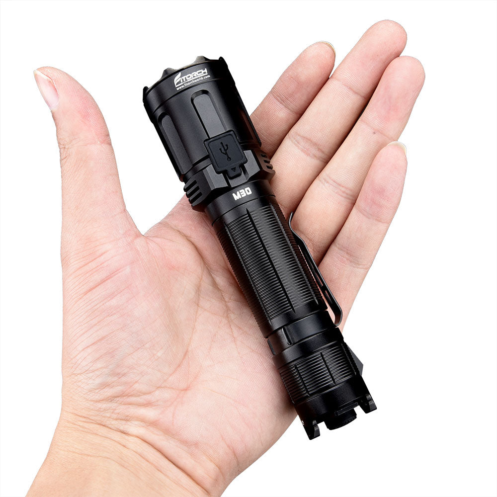 Fitorch M30 TACTICAL FLASHLIGHT 3300LMS フィトーチ タクティカルフラッシュライト 3300ルーメン 超高輝度