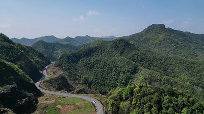 SHINE TRIP Outdoors（シャイン・トリップ／山趣）Hexagonal Vinyl Skylight 六角黒膠天幕（Gold／Black）