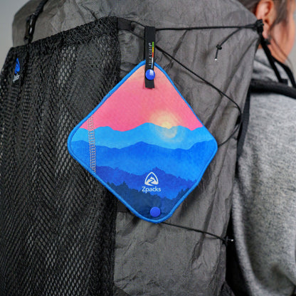 Kula Cloth（クーラクロス）Pride Peaks 再利用可能 抗菌ピークロス｜アウトドア衛生ギア