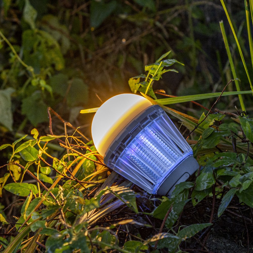 Bush Craft 500ボルト誘引殺虫ランタン 充電式LEDランタン IPX6防水