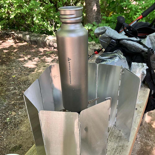 COYOTE CAMP GEAR TITANIUM BOTTLE CUP SET コヨーテキャンプギア チタンボトルカップセット ウォーターボトル 750ml カップ 300ml 蓋付き クッカー